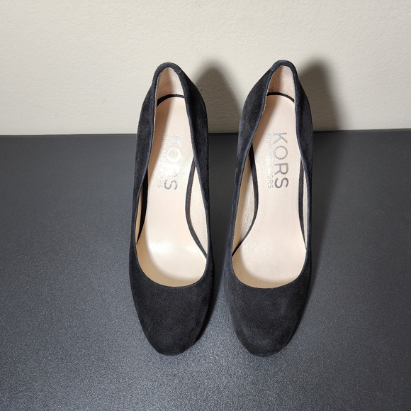 Michael Kors Black Suede Classic Pump Heels Women's Size 8M - Picture 7 of 11